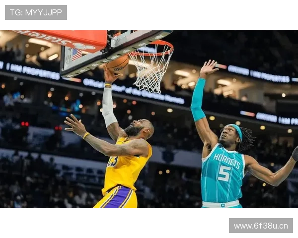 湖人退货中锋强势统治内线